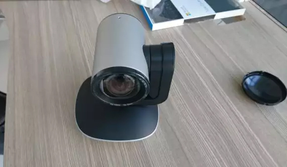 Đánh giá webcam hội nghị logitech ptz pro 2